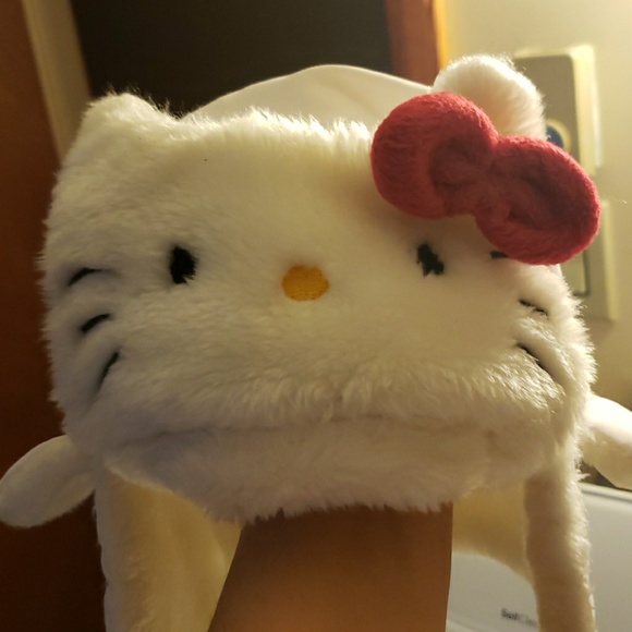 Hello Kitty Accessories - *****LAST CHANCE *********Hello kitty hat